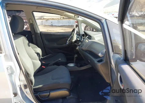 2011 Honda Fit Sport z USA, uszkodzony, nr VIN JHMGE8H54BC016653